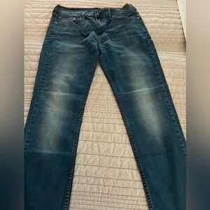 Levi’s Jean size 33/30